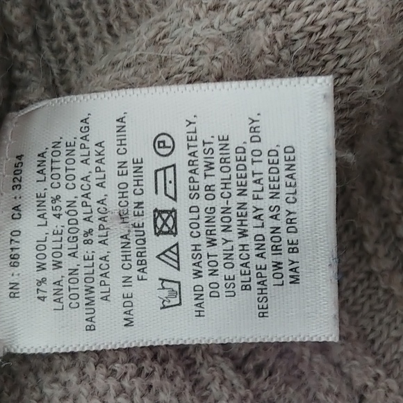 Anthropologie Knit Sweater - Picture 16 of 17